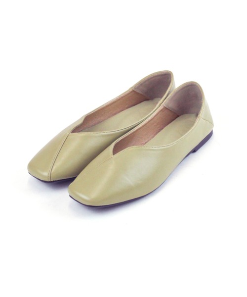 VIVIAN(ヴィヴィアン)の「ましゅまろクッション かかとを踏める スクエアトゥ切り替えデザインバブーシュ(パンプス・レディース・ブラック/アイボリー/グレー系その他7/ゼブラ/グリーン/ダークブラウン/イエロー/シルバー/D/ゴールド/E/プラチナム/ブラック系その他3/グレー系その他6/シルバー×キュービック/ゴールド系その他/ピンク/ゴールド系その他2/ナチュラル/クリアブラック/ベージュ系その他7/レオパード/ダークラベンダー/その他3・LL/S/M/L/XL/SS)」の10枚目の写真