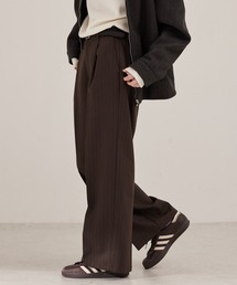 EMMA CLOTHES（エマクローズ）の「TRストレッチスーツ地 ストレート 1タック センタープレス ワイドパンツ スラックス（スラックス）」