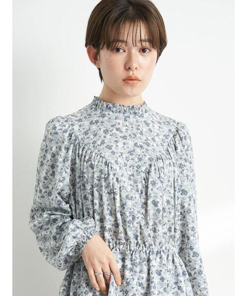 earth music&ecology(アースミュージックアンドエコロジー)の「カモフラージュフラワープリントワンピース*(ワンピース・レディース・ピンク/ブルー/ベージュ・FREE)」の19枚目の写真