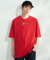 ロゴバッジTシャツ