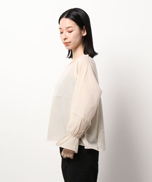 flower（フラワー）の「シンプルフレアブラウス（シャツ/ブラウス・レディース・ホワイト/ベージュ・FREE）」の3枚目の写真