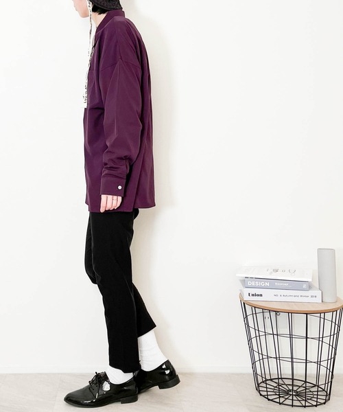 Anytime Songs(エニータイムソングス)の「ポリストレッチ ドロップショルダーLSシャツ(シャツ/ブラウス・メンズ・イエロー/グリーン/チャコールグレー/サックスブルー/ホワイト/ネイビー/パープル/ブラック/グレイッシュベージュ・X-LARGE/LARGE/MEDIUM)」の14枚目の写真