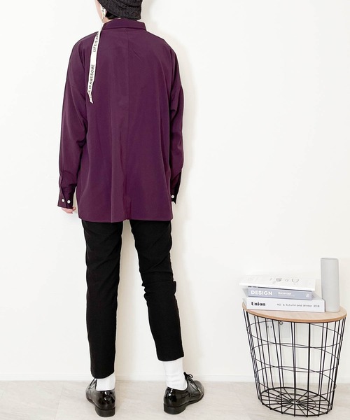 Anytime Songs(エニータイムソングス)の「ポリストレッチ ドロップショルダーLSシャツ(シャツ/ブラウス・メンズ・イエロー/グリーン/チャコールグレー/サックスブルー/ホワイト/ネイビー/パープル/ブラック/グレイッシュベージュ・X-LARGE/LARGE/MEDIUM)」の13枚目の写真