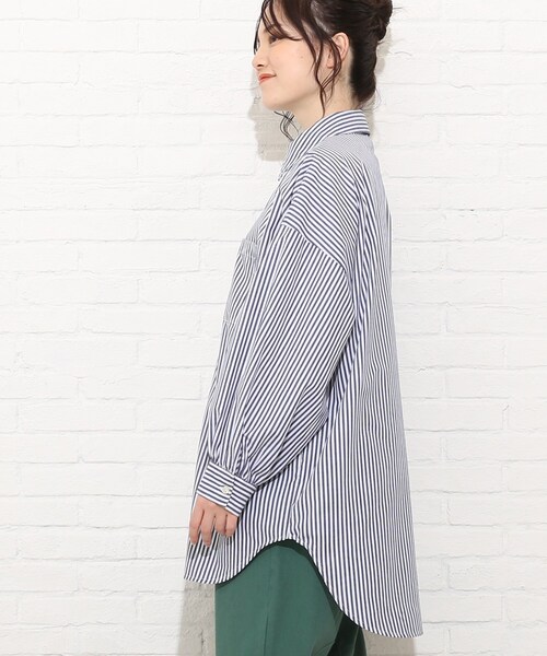 Cutie Blonde(キューティーブロンド)の「◆カラーストライプBIGシャツ(シャツ/ブラウス・レディース・グリーン系その他4/ブラック系2/ネイビー系7/ブルー系2・00)」の6枚目の写真