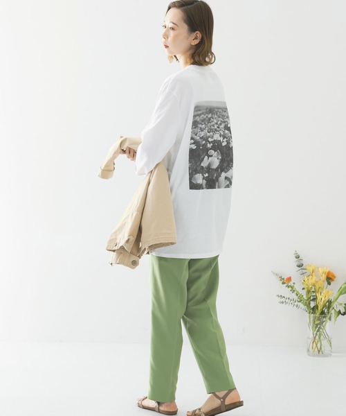 URBAN RESEARCH ROSSO WOMEN（アーバンリサーチ　ロッソ）の「BACK PHOTO LONG-SLEEVE T-SHIRTS（Tシャツ/カットソー・レディース・ホワイト・MEDIUM）」の4枚目の写真