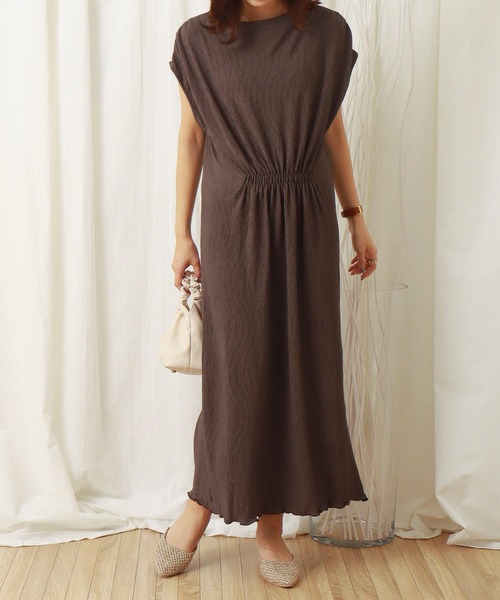 libelle more（リベル モア）の「楊柳プリーツスムース　プチハイネックワンピース（ワンピース・レディース・ブラック/ブラウン/ライトカーキ/グレイッシュベージュ・M/L）」の3枚目の写真