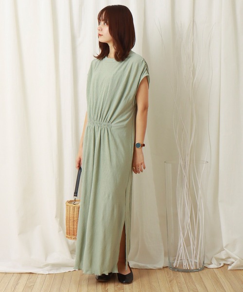 libelle more（リベル モア）の「楊柳プリーツスムース　プチハイネックワンピース（ワンピース・レディース・ブラック/ブラウン/ライトカーキ/グレイッシュベージュ・M/L）」の14枚目の写真