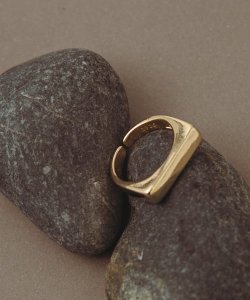 COLOR TOKYO ACCESSORIES（カラートウキョウアクセサリー）の「スクエアリング（リング・レディース・シルバー/ゴールド・FREE）」の8枚目の写真