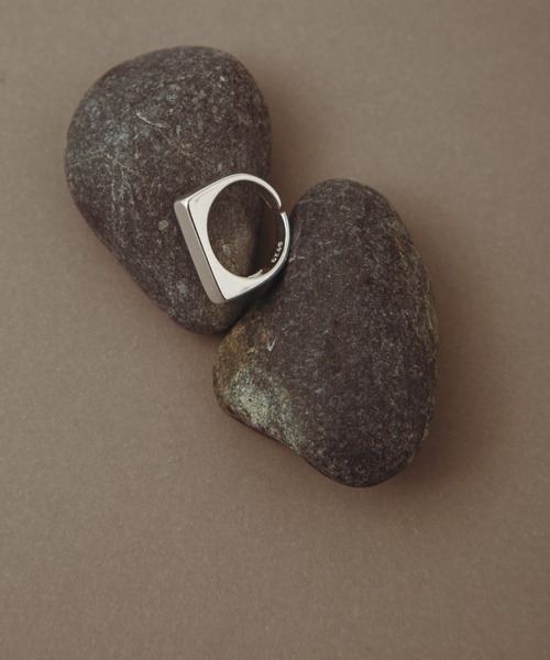 COLOR TOKYO ACCESSORIES（カラートウキョウアクセサリー）の「スクエアリング（リング・レディース・シルバー/ゴールド・FREE）」の12枚目の写真