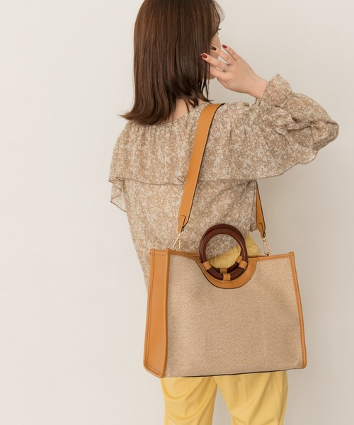 RODE SKO(ロデスコ)の「ウッドハンドルスクエアトートバッグ(トートバッグ・レディース・ブラウン/グレー系その他/マスタード・ONE)」の12枚目の写真