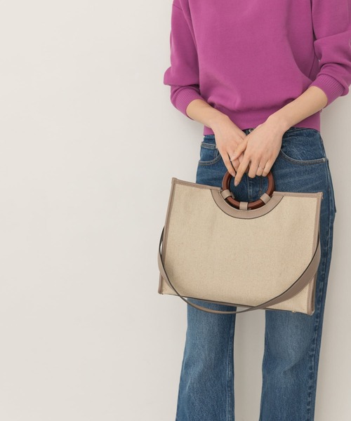 RODE SKO(ロデスコ)の「ウッドハンドルスクエアトートバッグ(トートバッグ・レディース・ブラウン/グレー系その他/マスタード・ONE)」の8枚目の写真