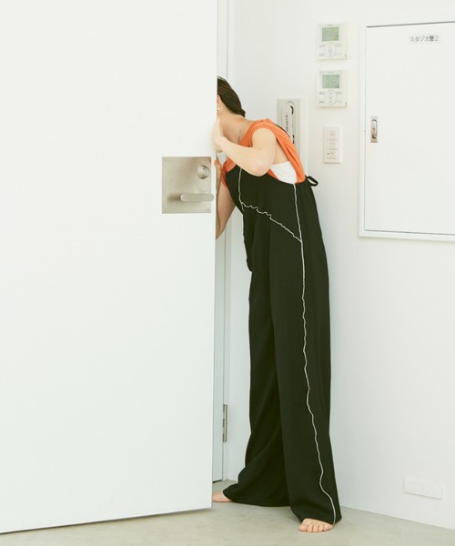 Happy John（ハッピージョン）の「bicolor mellow salopette/バイカラーメロウサロペット（サロペット/オーバーオール・レディース・ブラック/ブルー/グリーン・FREE）」の6枚目の写真