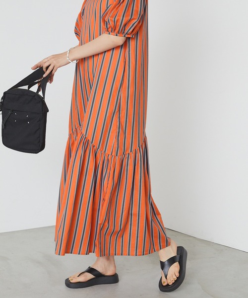 forksy.（フォルクシー）の「【forksy.】マルチストライプボリュームスリーブ裾ギャザー切り替えカフタンワンピース（ワンピース・レディース・ネイビー/オレンジ・FREE）」の19枚目の写真