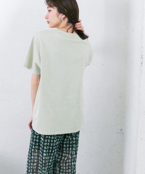 KBF(ケイビーエフ)の「ミニロゴTシャツ(Tシャツ/カットソー・レディース・ホワイト/ブラック/アイボリー/グリーン系その他・ONE)」の22枚目の写真