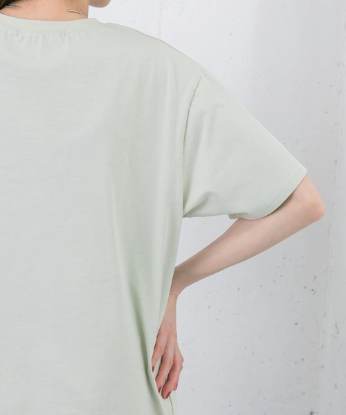 KBF(ケイビーエフ)の「ミニロゴTシャツ(Tシャツ/カットソー・レディース・ホワイト/ブラック/アイボリー/グリーン系その他・ONE)」の10枚目の写真