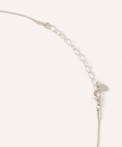 GOLDY（ゴールディ）の「リンピッド ドロップ ネックレス（ネックレス・レディース・シルバー/ゴールド/シルバー系その他/ゴールド系その他・FREE）」の9枚目の写真