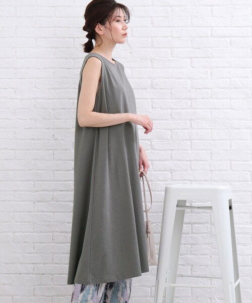 SHOO・LA・RUE(シューラルー)の「◆【洗える/接触冷感/SHOO ICE】ノースリーブワンピース(ワンピース・レディース・ブラック/チャコールグレー/ダークオレンジ・00)」の11枚目の写真