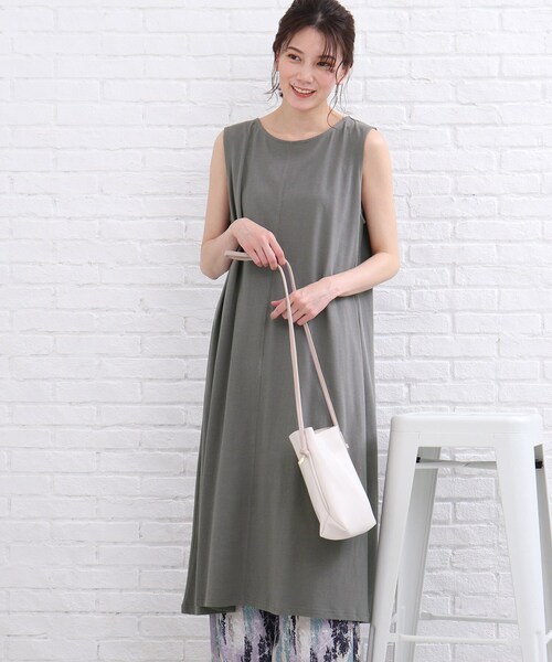 SHOO・LA・RUE(シューラルー)の「◆【洗える/接触冷感/SHOO ICE】ノースリーブワンピース(ワンピース・レディース・ブラック/チャコールグレー/ダークオレンジ・00)」の12枚目の写真