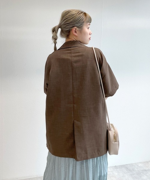 w closet（ダブルクローゼット）の「リネンタッチ半袖テーラード