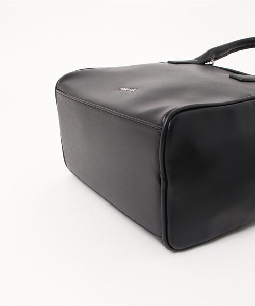 EMODA（エモダ）の「EMODA/エモダ　シボ/スムース切替２WAYボストン（ボストンバッグ・レディース・ベージュ系その他/ブラック・FREE）」の15枚目の写真