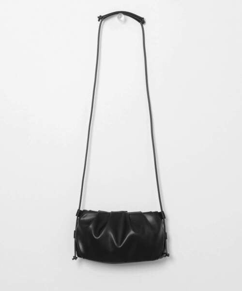 URBAN RESEARCH DOORS(アーバンリサーチドアーズ)の「ラバーストリングショルダーバッグ(ショルダーバッグ・レディース・ブラック/ベージュ・ONE)」の6枚目の写真