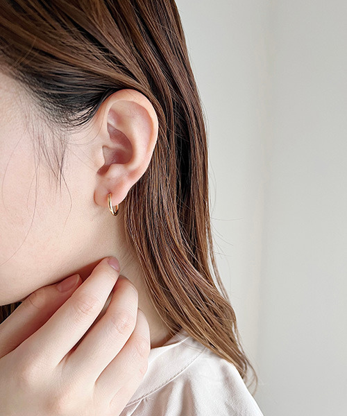 VENCEEXCHANGE（ヴァンスエクスチェンジ）の「シンプルピアス（ピアス（両耳用）・レディース・シルバー/ゴールド/ブラック・FREE）」の11枚目の写真