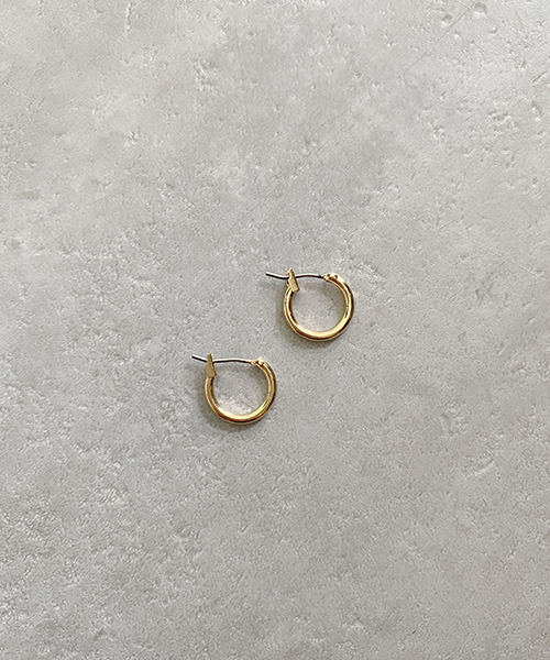 VENCEEXCHANGE（ヴァンスエクスチェンジ）の「シンプルピアス（ピアス（両耳用）・レディース・シルバー/ゴールド/ブラック・FREE）」の14枚目の写真