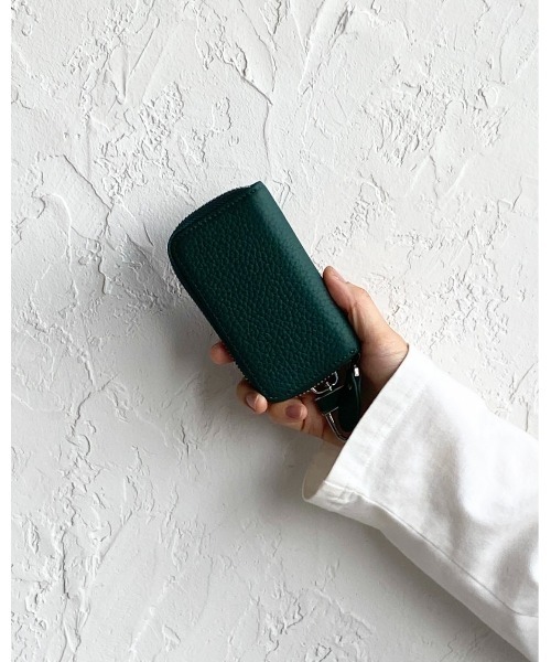 She's Closet（シーズクローゼット）の「本革ラウンドファスナースマートキーケース（キーケース/キーアクセサリー・レディース・ブラック/ダークグリーン/ベージュ/ネイビー/ピンク/ブルー/グレイッシュベージュ・FREE）」の9枚目の写真
