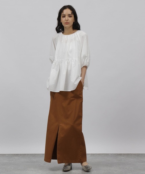 LAKOLE（ラコレ）の「パフスリーブペプラムブラウス / 353118（シャツ/ブラウス・レディース・ブラック/オフホワイト/ライトベージュ・SMALL/MEDIUM）」の4枚目の写真