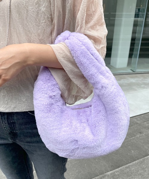 SHENERY（シーナリー）の「フェイクファーバッグ（ハンドバッグ・レディース・パープル/オレンジ/アイボリー・FREE）」の18枚目の写真