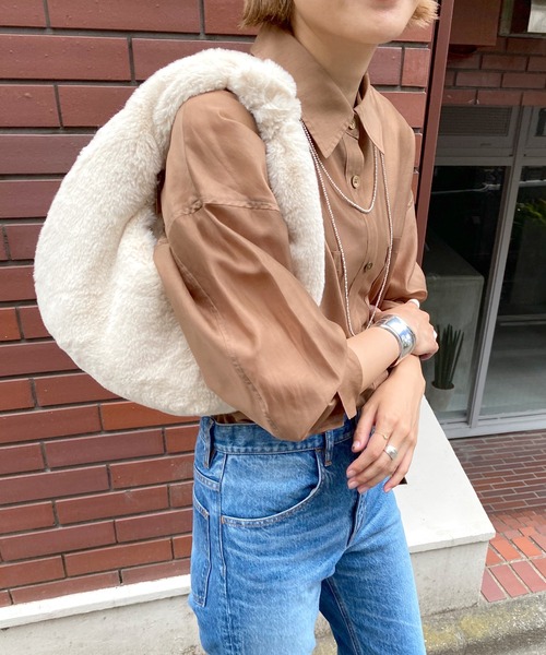 SHENERY（シーナリー）の「フェイクファーバッグ（ハンドバッグ・レディース・パープル/オレンジ/アイボリー・FREE）」の5枚目の写真