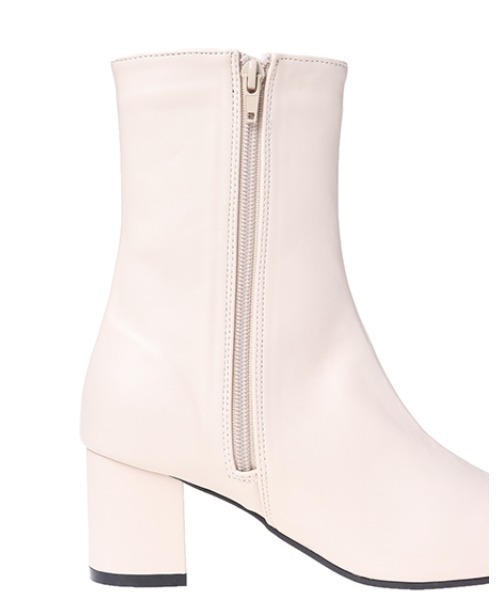 INGNI（イング）の「ベーシックミドルブーツ（ブーツ・レディース・ブラック/アイボリー・M/L）」の11枚目の写真