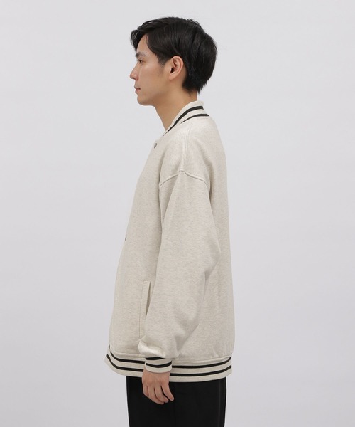 LAKOLE（ラコレ）の「裏毛スタジアムジャンパー / 125693（スタジャン・メンズ・オフホワイト/グリーン/ブラック・MEDIUM/X-LARGE/LARGE）」の6枚目の写真