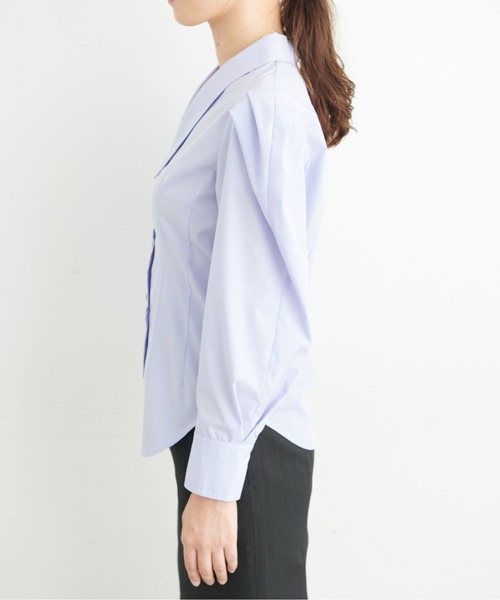 FREE'S MART（フリーズマート）の「◆ウエストシェイプパワーショルダーシャツ（シャツ/ブラウス・レディース・ブラック/ブルー/ホワイト・FREE）」の19枚目の写真