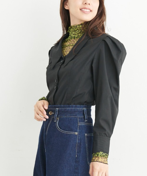 FREE'S MART（フリーズマート）の「◆ウエストシェイプパワーショルダーシャツ（シャツ/ブラウス・レディース・ブラック/ブルー/ホワイト・FREE）」の6枚目の写真