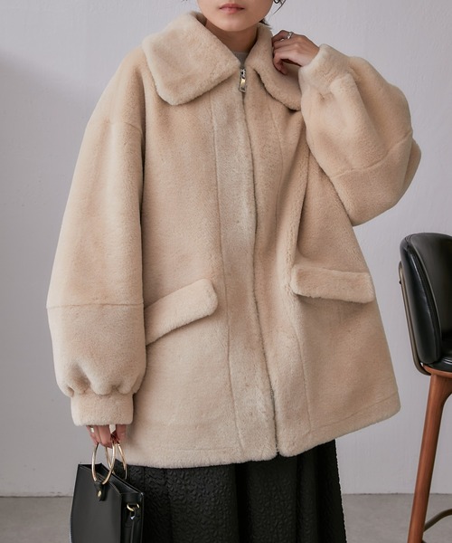 Lui's（ルイス）の「フェイクボアオーバージャケット（ブルゾン・レディース・キャメル/ライトグレー・FREE）」の18枚目の写真