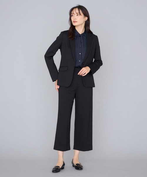 A/C DESIGN BY ALPHA CUBIC(エーシーデザインバイアルファキュービック)の「【アルファブリック】ストレッチワイドパンツ【ジャケットとセットアップ可能・大きいサイズあり・通年素材】(スラックス・レディース・チャコール/ブラック/グレー/ライトグレー/ネイビー・64/70/61/67/76/73)」の8枚目の写真