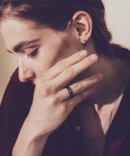 Crow feather Ring（リング）｜and cloud（アンドクラウド）