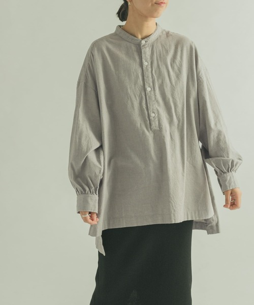 FORK&SPOON（フォークアンドスプーン）の「FORK&SPOON　ビエラヘンリーネックブラウス（シャツ/ブラウス・レディース・グレー/ネイビー・1）」の2枚目の写真