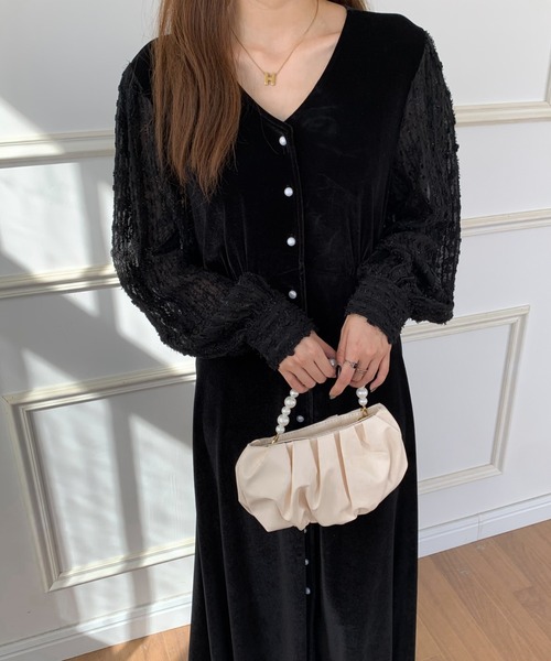 ECLIN（エクラン）の「異素材ボリュウームスリーブロングワンピース（ワンピース・レディース・ブラウン/ブラック・M/L）」の19枚目の写真