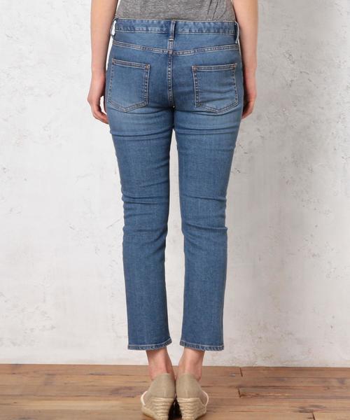 green label relaxing（グリーンレーベルリラクシング）の「GC DNM クロップドパンツ（デニムパンツ・レディース・ネイビー/コバルトブルー・38/36/34/40/44/42）」の5枚目の写真