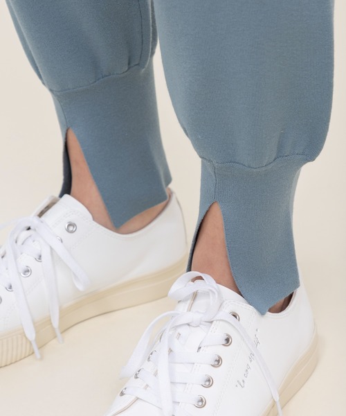 le coq sportif(ルコックスポルティフ)の「【WEB限定カプセルコレクション】 ニットジョガーパンツ ルコック レディース スポーツ(その他パンツ・レディース・ブラウン/ブラック/グレー・S/M(M)/L)」の15枚目の写真