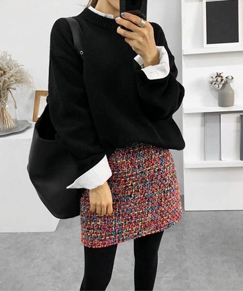 AMELY(エミリー)の「ツイードミニスカート(スカート・レディース・レッド/ブラック・M/L)」の1枚目の写真