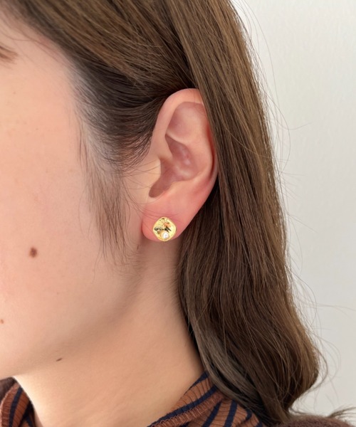 LOWRYS FARM（ローリーズファーム）の「５ＳＥＴ樹脂ノンホールイヤリング　182189（イヤリング・レディース・シルバー/ゴールド/ゴールド系その他・FREE）」の5枚目の写真