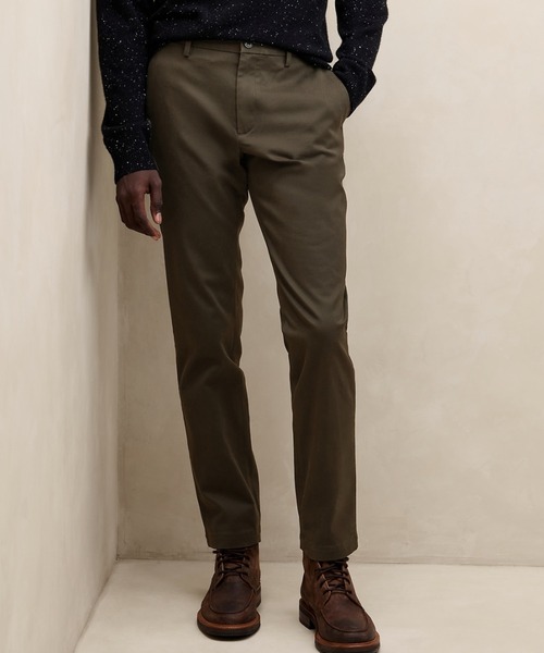 Banana Republic(バナナリパブリック)の「Rapid Movement スリムチノパンツ(チノパンツ・メンズ・チャコールグレー/ベージュ/ホワイト/ブラック/ネイビー/その他3/カーキ/アイボリー/その他2/ライトブラウン/モスグリーン・29W 30L/32W 30L/33W 30L/34W 30L/31W 30L/30W 30L/28W 30L)」の8枚目の写真