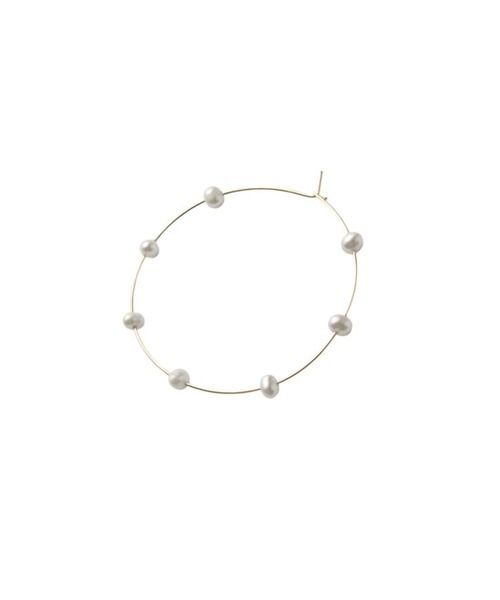 STYLE DELI（スタイルデリ）の「点在プチ淡水パールフープピアス（ピアス（両耳用）・レディース・ゴールド・FREE）」の8枚目の写真