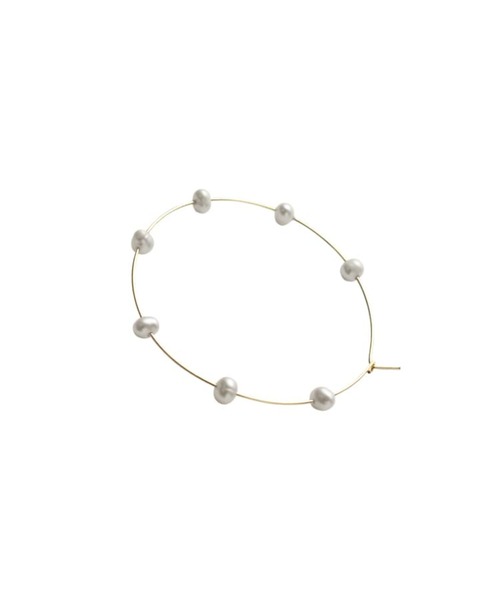 STYLE DELI（スタイルデリ）の「点在プチ淡水パールフープピアス（ピアス（両耳用）・レディース・ゴールド・FREE）」の5枚目の写真