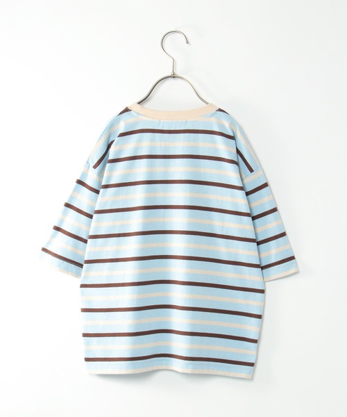ikka(イッカ)の「6分袖ボーダーゆるTシャツ(120~160cm)(Tシャツ/カットソー・キッズ・チャコールグレー/スカイブルー・120/130/140/150/160)」の3枚目の写真
