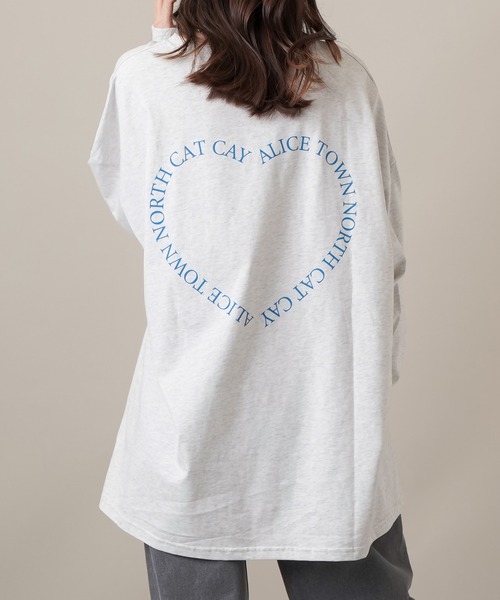 SPINNS（スピンズ）の「ハートバックプリント ロングスリーブTシャツ（Tシャツ/カットソー・レディース・オフホワイト/ブラック/オートミール/ピンク・ONESIZE）」の3枚目の写真