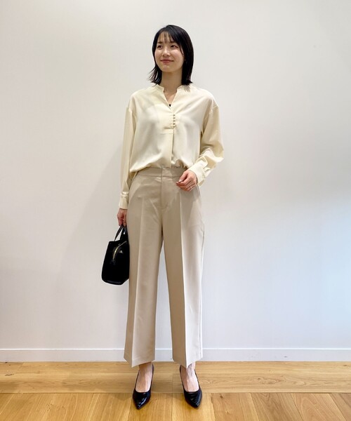 OPAQUE.CLIP(オペークドットクリップ)の「◆ツイルスキッパーブラウス(シャツ/ブラウス・レディース・ライトベージュ/ブラック/ホワイト系・42/36/40/38)」の4枚目の写真